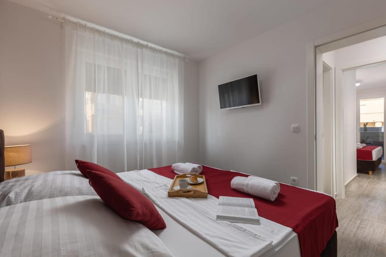 Apartments Cesare Nin Luaran gambar